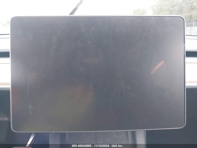 2022 TESLA MODEL Y 7SAYGAEE8NF570624 Photo 6