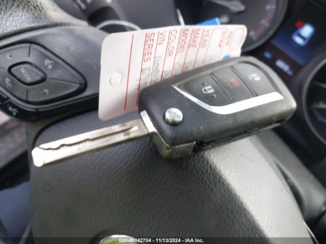 JTNKHMBX8M1110857 Toyota C-HR LE