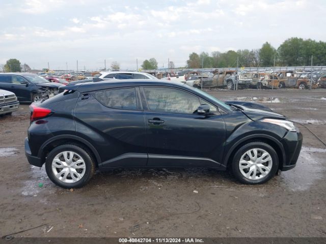 JTNKHMBX8M1110857 Toyota C-HR LE
