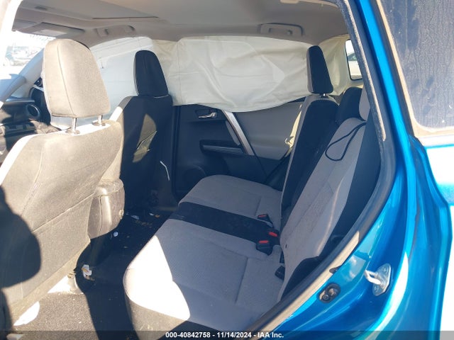 JTMWFREV1JJ152818 Toyota Rav4 Adventure/xle