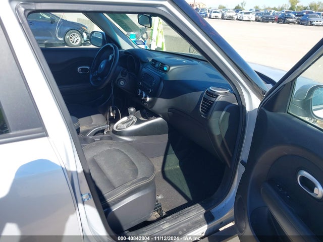 KIA SOUL + 2016 KNDJP3A51G7862401 Image 5