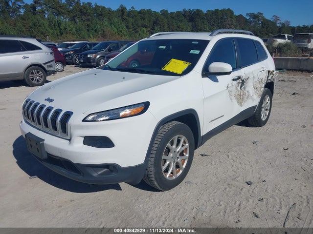 1C4PJMCB5HW575686 Jeep Cherokee Latitude 4x4