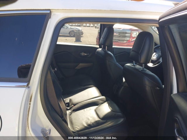 1C4PJMCB5HW575686 Jeep Cherokee Latitude 4x4