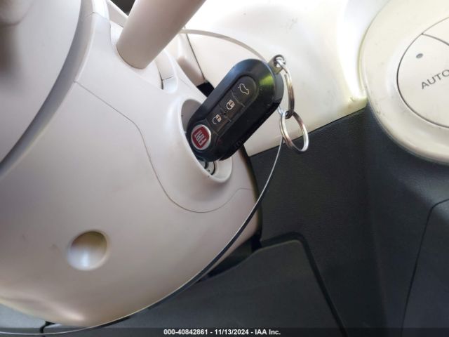 3C3CFFCR5FT508246 Fiat 500 LOUNGE