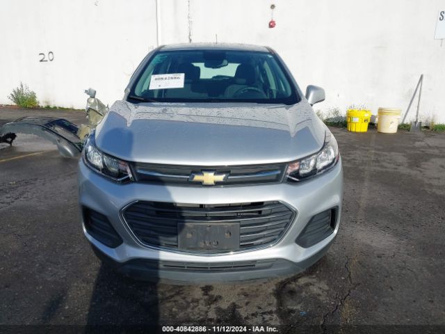 3GNCJKSB3JL418469 Chevrolet TRAX LS
