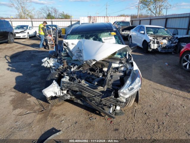 3N1CP5CU4KL566417 Nissan KICKS SV