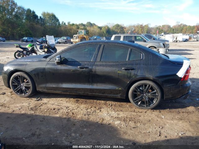 7JRL12FH3RG288492 Volvo S60 B5 Plus Black Edition