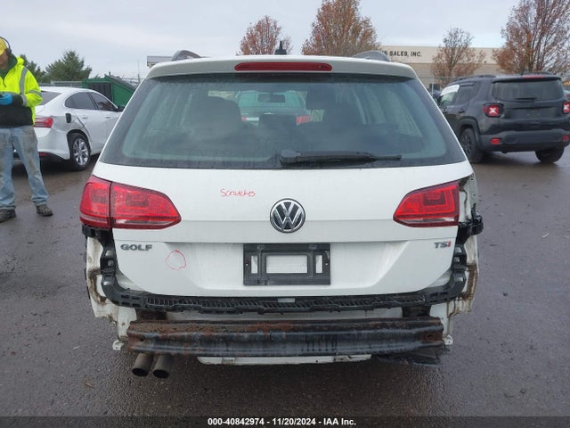 3VWC17AU7GM522696 Volkswagen Golf Sportwagen Tsi S 4-door