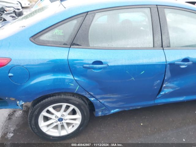1FADP3F22JL278248 Ford FOCUS SE