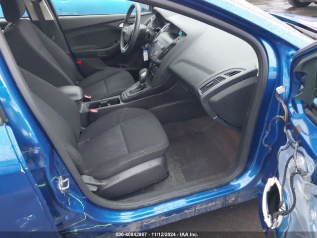 1FADP3F22JL278248 Ford FOCUS SE