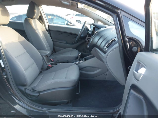 KIA FORTE LX 2017 3KPFK4A77HE040330 Image 5