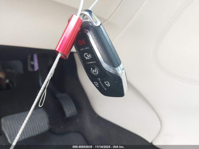 5LMCJ2C91GUJ26833 Lincoln MKC SELECT