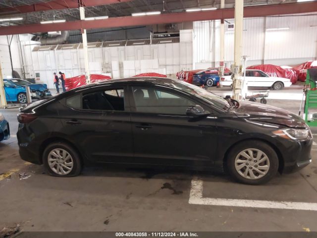 5NPD74LF8JH262678 Hyundai ELANTRA SE