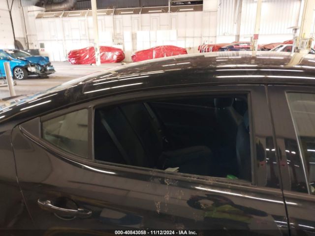 5NPD74LF8JH262678 Hyundai ELANTRA SE