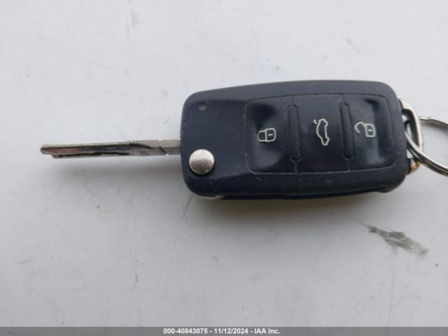 3VW2K7AJ3FM246773 Volkswagen Jetta 2.0l S
