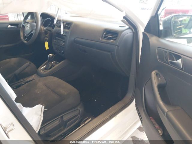3VW2K7AJ3FM246773 Volkswagen Jetta 2.0l S