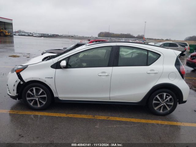 JTDKDTB34J1619038 Toyota Prius C Two