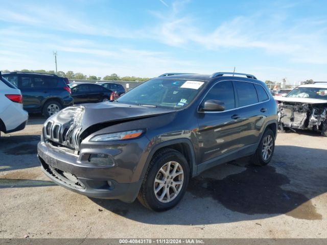 1C4PJMCS0GW263063 Jeep Cherokee Latitude