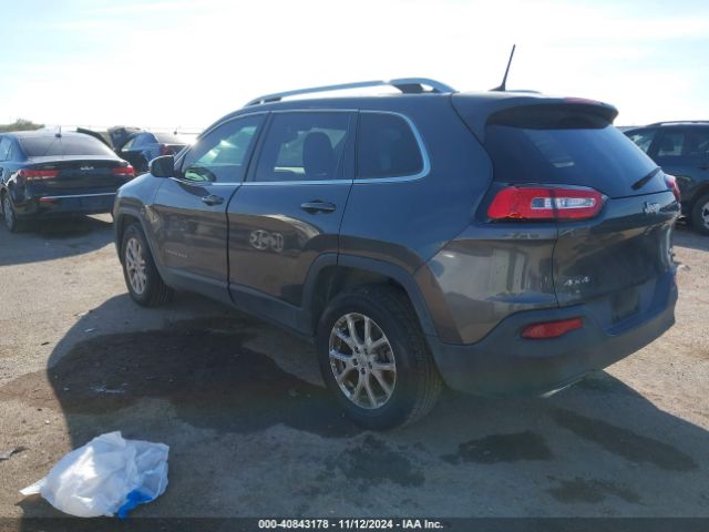 1C4PJMCS0GW263063 Jeep Cherokee Latitude