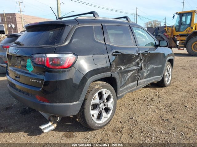 3C4NJDCB9JT135683 Jeep Compass Limited 4x4