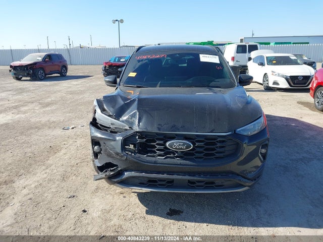 1FMCU9PA5PUA55885 Ford Escape St-line Elite