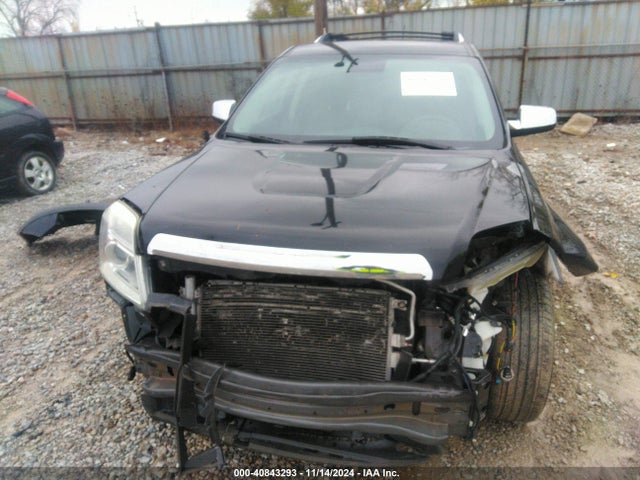 2GKFLUE38H6145841 GMC Terrain Slt