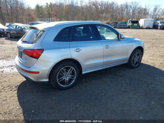 WA1DGAFP0EA126961 Audi Q5 3.0t Premium Plus