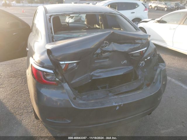 3MYDLBZV3GY124882 Scion IA