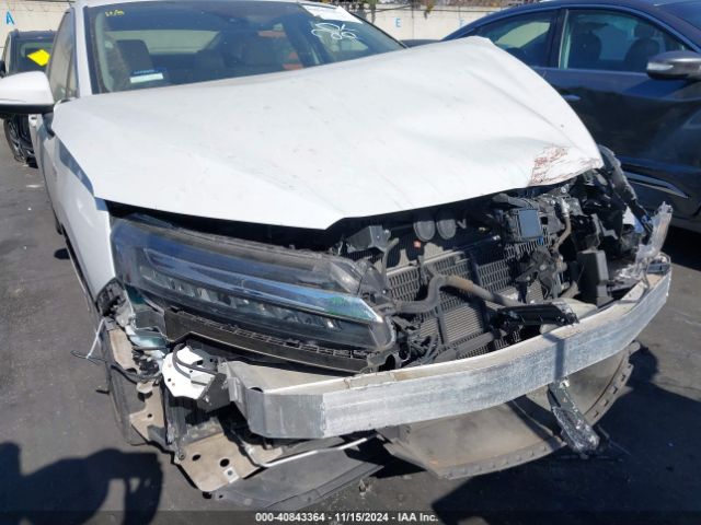 JHMZC5F38JC011453 Honda Clarity Plug-in Hybrid Touring