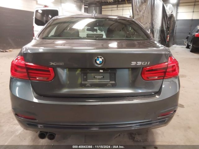 WBA8D9C58JA608327 BMW 330i Xdrive