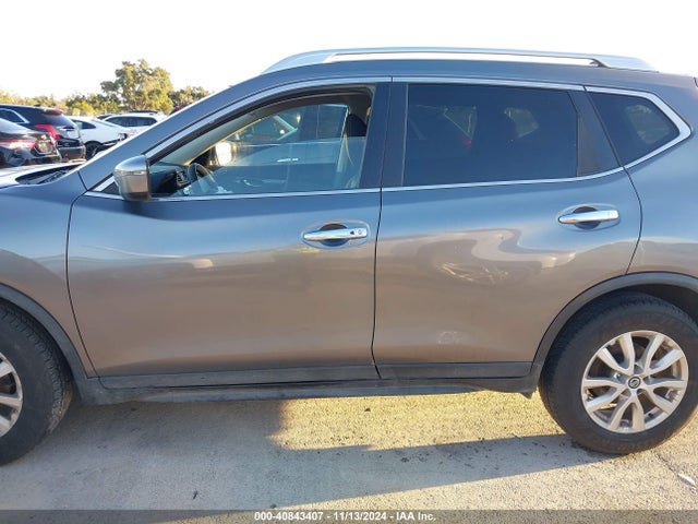 Nissan ROGUE SV 2019 KNMAT2MT9KP559293 Image 14