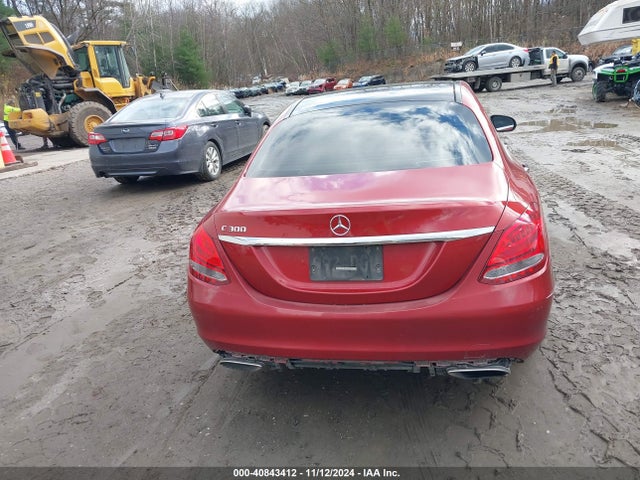 55SWF4JBXGU174359 Mercedes-Benz C 300 Luxury/sport