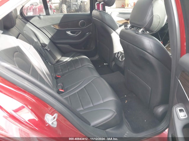 55SWF4JBXGU174359 Mercedes-Benz C 300 Luxury/sport
