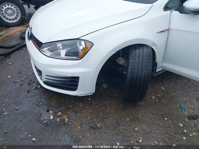 3VW547AUXHM010495 Volkswagen Golf Gti Se 4-door