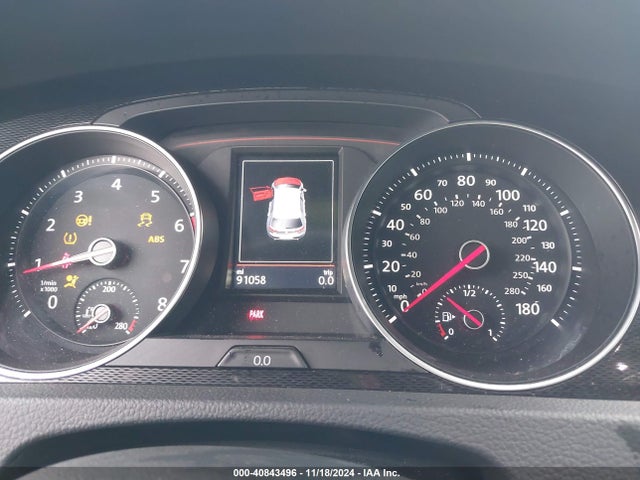 3VW547AUXHM010495 Volkswagen Golf Gti Se 4-door