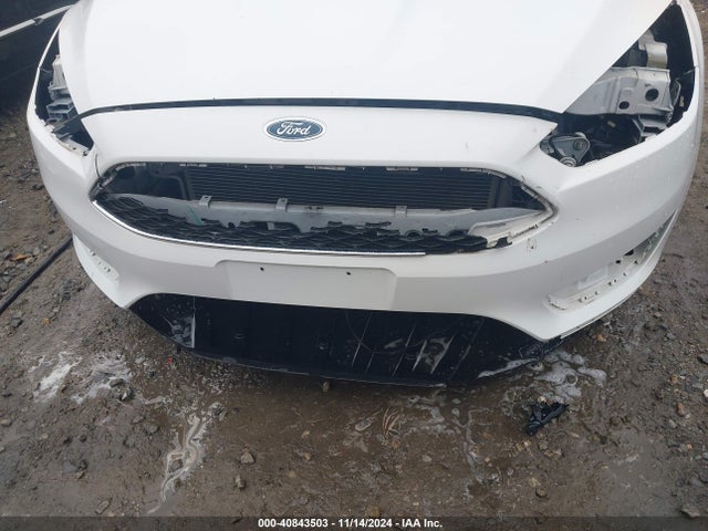 Ford FOCUS SE 2015 1FADP3F27FL201530 Image 6