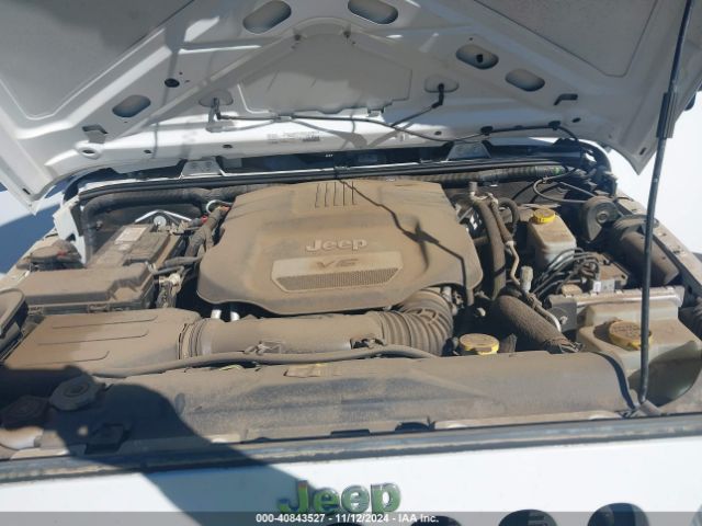 1C4BJWDG0HL518071 Jeep Wrangler Unlimited Sport 4x4