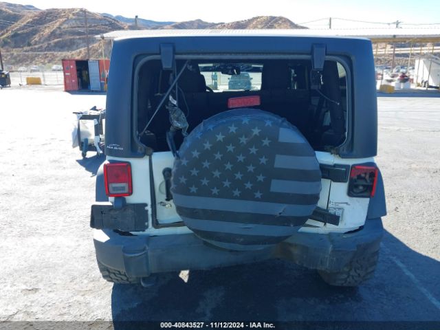 1C4BJWDG0HL518071 Jeep Wrangler Unlimited Sport 4x4