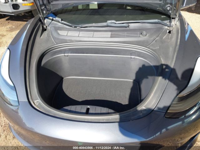 5YJ3E1EB6KF192379 Tesla Model 3 Long Range/performance