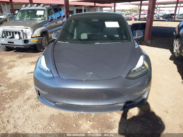 5YJ3E1EB6KF192379 Tesla Model 3 Long Range/performance