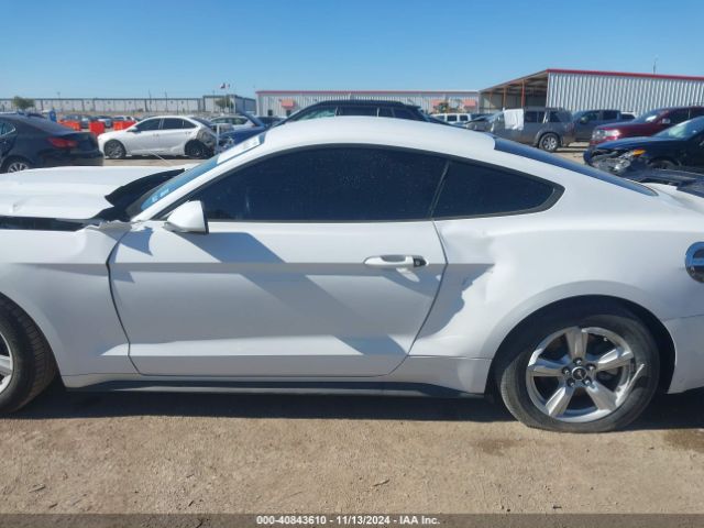 1FA6P8AM8G5283952 Ford Mustang V6