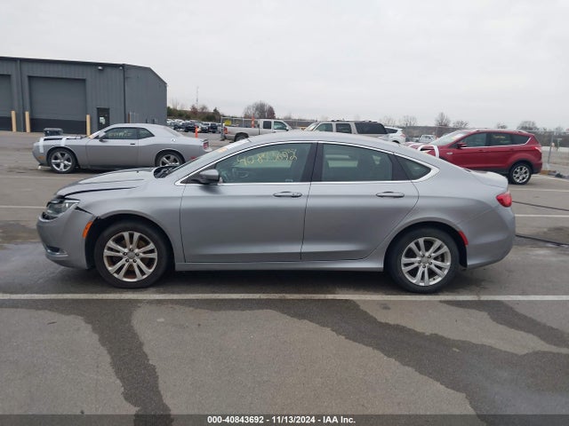 1C3CCCAB0GN137477 Chrysler 200 Limited