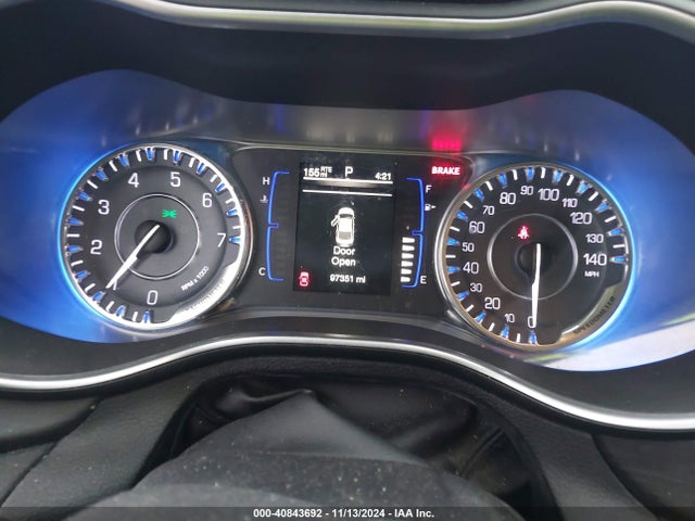 1C3CCCAB0GN137477 Chrysler 200 Limited