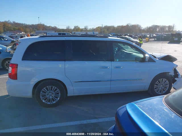 2C4RC1CG1FR553610 Chrysler Town & Country Touring-l