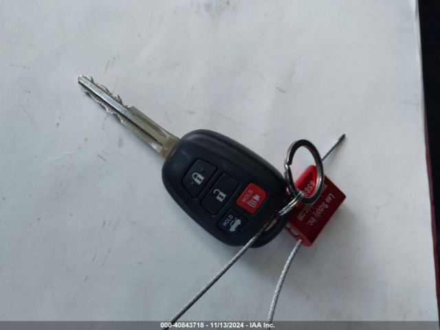 4T1BF1FK1HU643821 Toyota CAMRY SE