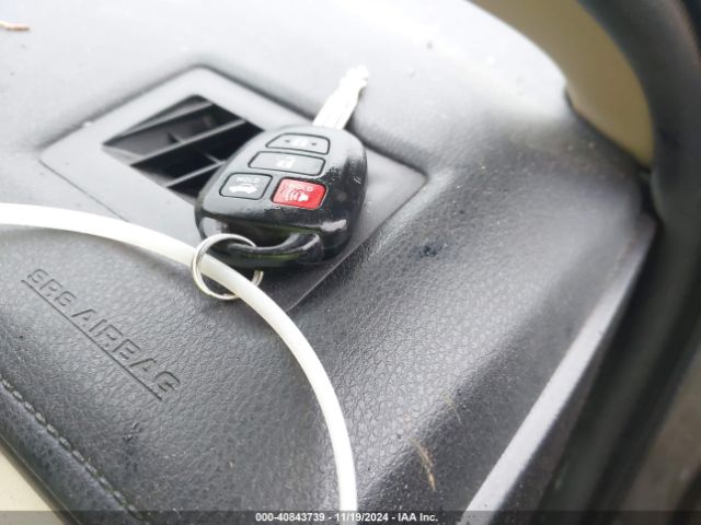 5YFBURHE2JP848471 Toyota COROLLA LE