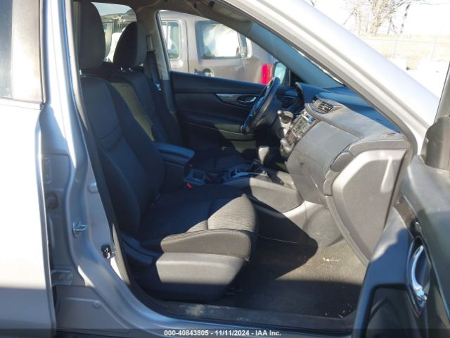 KNMAT2MV1JP587170 Nissan ROGUE SV