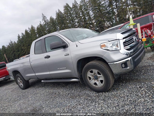 5TFCY5F1XEX017678 Toyota Tundra Sr5 5.7l V8