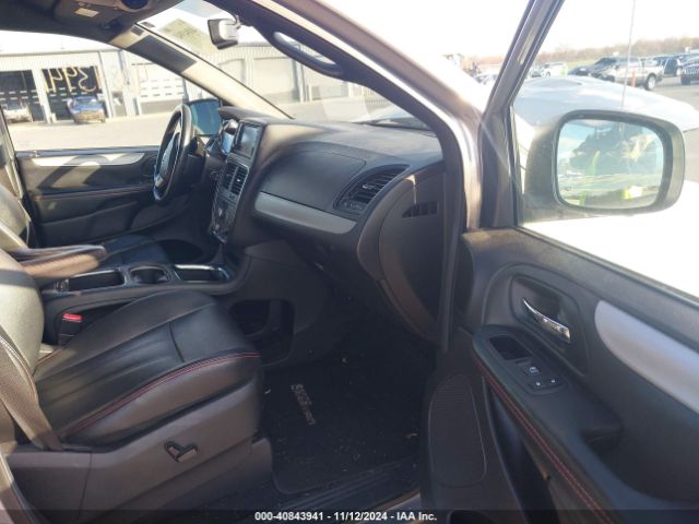 2C4RDGEGXHR799071 Dodge Grand Caravan Gt