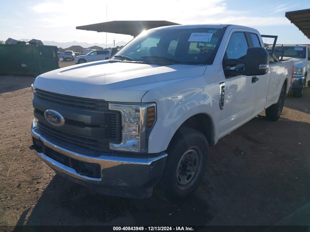 Ford F-250 Xl 2019 1FT7X2A62KEE58945 Image 2